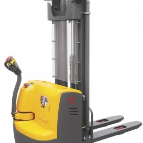 Штабелер самоходный 1,5 т 3,5 м XILIN CDDR15-II (сопровождаемый) Штабелер самоходный 1,5 т 3,5 м XILIN CDDR15-II (сопровождаемый)