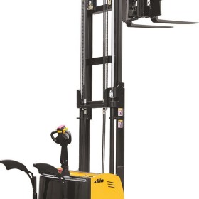 Штабелер самоходный 2,0 т 4,0 м TOR CQDH20A-II с выдвижными вилами (cопровождаемый) Штабелер самоходный 2,0 т 4,0 м TOR CQDH20A-II с выдвижными вилами (cопровождаемый)